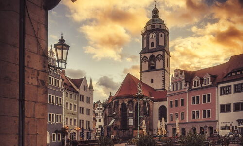 Meißen Marktplatz mit Frauenkirche (MATE Theme für Contao)